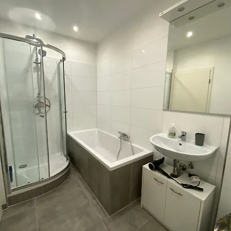 Koblenz - Eg - Ferienwohnung Fuer Bis Zu 4 Personen - Wifi Apartamento